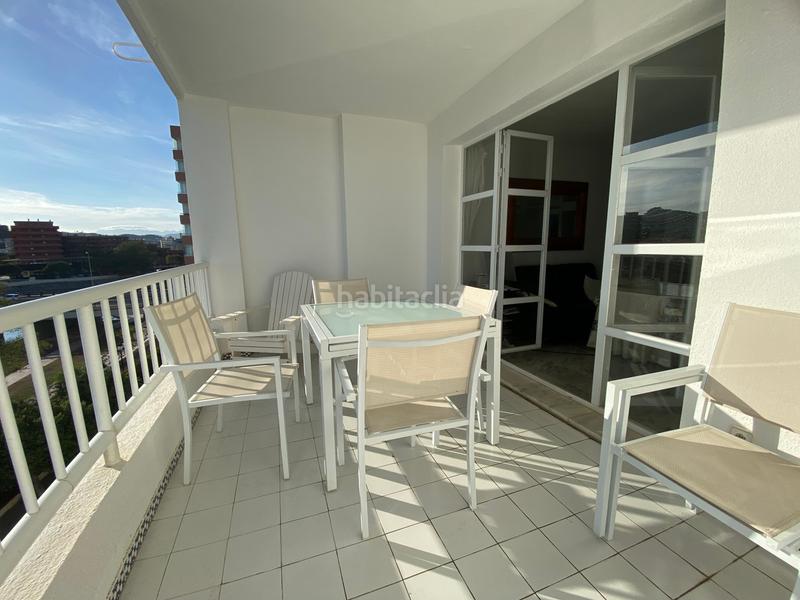 Foto 847264ca-b216-472f-ab0d-c6ad62e41566. Apartamento  en planta media de 3 dormitorios en Fuengirola