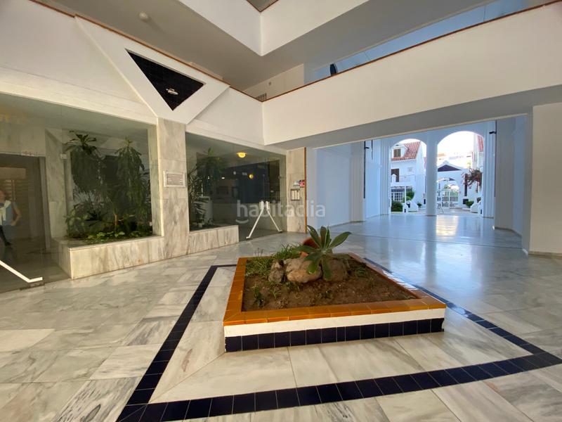 Foto c1c88871-f89f-47af-89df-4a817b259981. Apartamento  en planta media de 3 dormitorios en Fuengirola