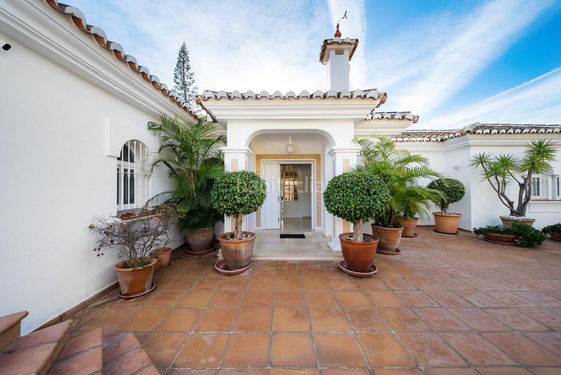 Foto 28abfdab-0c7c-4579-8730-8949542c31bb. Xalet amb calefacció aparcament piscina a El Faro de Calaburra - Chaparral Mijas