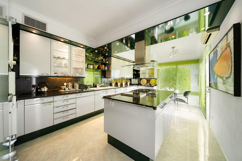 Foto 7d271e7f-f407-4817-a676-5dc16fcb0599. Xalet amb calefacció aparcament piscina a El Faro de Calaburra - Chaparral Mijas