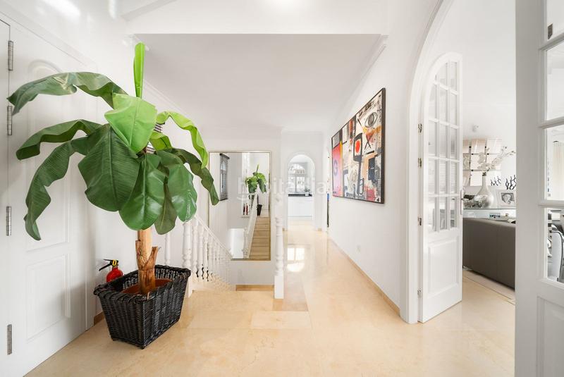 Foto e63a402c-74b0-4082-a023-8eea60d6e95f. Xalet amb calefacció aparcament piscina a El Faro de Calaburra - Chaparral Mijas