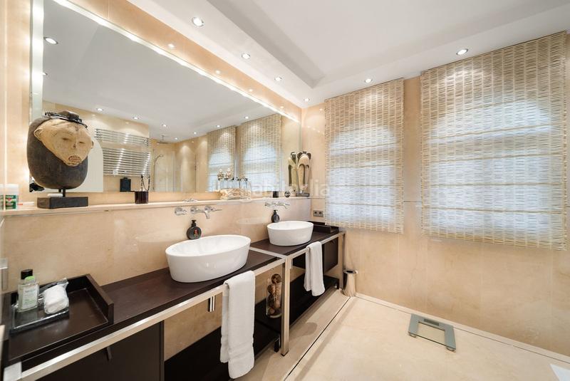 Foto e9b0d8ba-c684-4313-937c-7fcd0b25a52f. Xalet amb calefacció aparcament piscina a El Faro de Calaburra - Chaparral Mijas