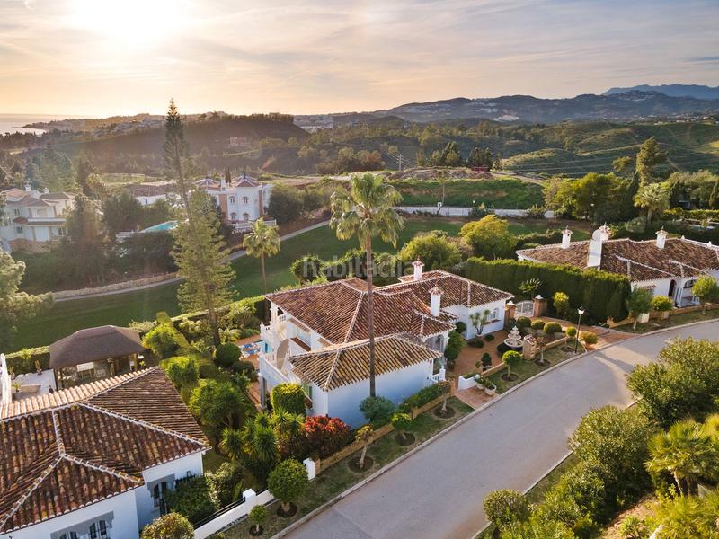 Foto fb086778-dc0e-435c-ad97-5da9682d836e. Xalet amb calefacció aparcament piscina a El Faro de Calaburra - Chaparral Mijas
