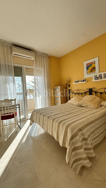 Foto 235d2f13-5d66-43e7-8648-94c2e2c310a6. Apartamento  en planta media de 3 dormitorios en Fuengirola