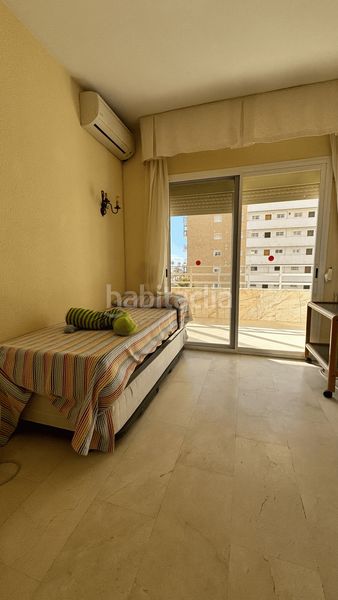 Foto 3d1ff266-14fa-45da-ae39-f943b82ffd17. Apartamento  en planta media de 3 dormitorios en Fuengirola