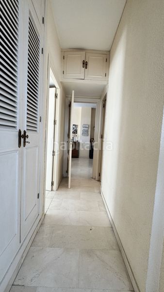 Foto 7041a823-8620-4b10-b87d-e31bdc9eb3aa. Apartamento  en planta media de 3 dormitorios en Fuengirola