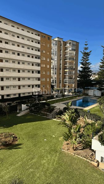 Foto d3e80d25-4ca3-4562-add0-515d79c8cc67. Apartamento  en planta media de 3 dormitorios en Fuengirola