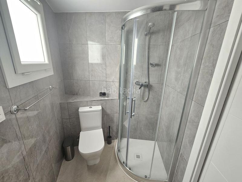 Foto 42f7b03d-b340-4286-97dd-5398138c77cf. Apartamento  en planta media de 2 dormitorios en Fuengirola
