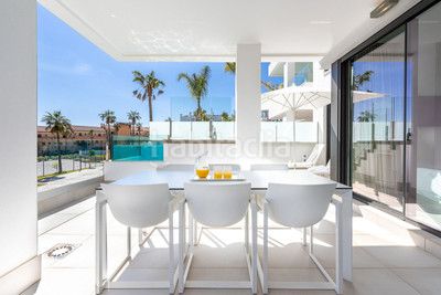 Foto 68e0c9b3-6f08-408e-a2f8-f5c7f675734c. Planta baixa amb calefacció aparcament piscina a Mijas
