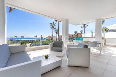 Foto 87f72f46-11da-47eb-937d-d038d2562f1b. Planta baixa amb calefacció aparcament piscina a Mijas