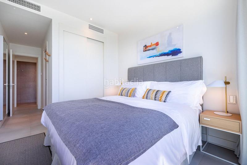 Foto e38bbcf2-77e2-44b1-a4bc-03f9cfd7f48d. Apartamento  en planta media de 2 dormitorios en Mijas
