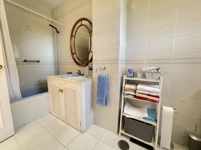 Foto 08750cf3-1835-45f7-ae4c-b63fbf513e4b. Reihenhaus mit heizung parking pool in Centro Mijas