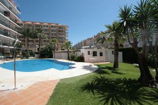 Apartamento en Centro ciudad. Apartamento en planta media de 1 dormitorios en fuengirola