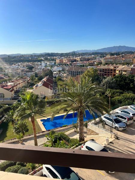 Foto 3a11c1a3-074d-40b6-87f2-f4ea41dbbda9. Apartamento  en planta media de 4 dormitorios en Fuengirola