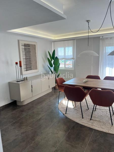 Foto 7f02b93e-2c49-48a4-bf37-96e1a49bfdd8. Apartamento  en planta media de 4 dormitorios en Fuengirola