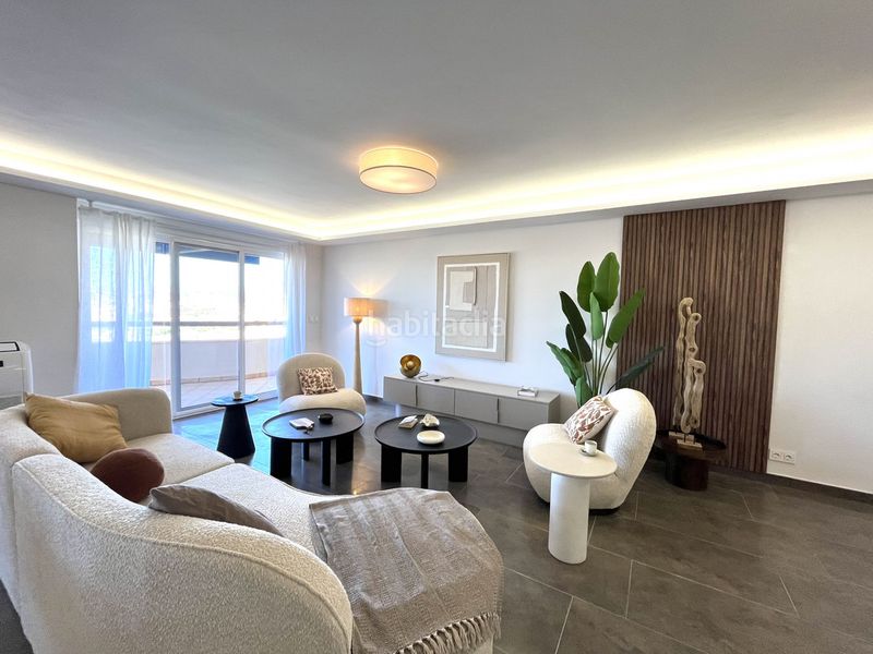 Foto edae65c0-2724-4cfe-83e2-9bcbc479815e. Apartament amb calefacció aparcament piscina a Los Pacos Fuengirola
