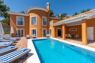 Chalet à La Cala Mijas. Villa aislada de 5 dormitorios en la cala de mijas