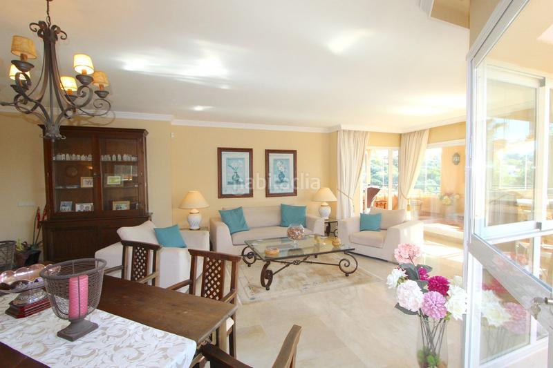 Foto 6d3ad178-d0f7-4162-809b-4a2c24c9f1b7. Apartamento  en planta media de 3 dormitorios en Elviria en Marbella