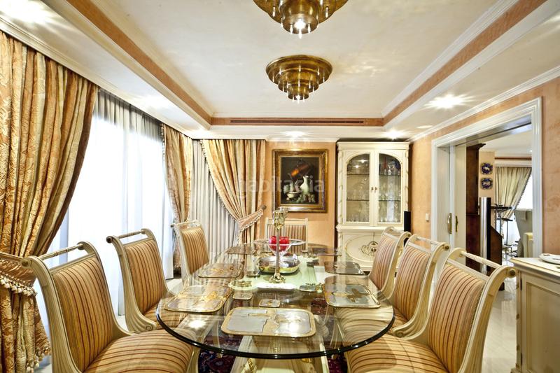 Foto 5d4f42c6-b00c-47e2-adda-37491683a116. Xalet amb calefacció aparcament piscina a Puerto Banús Marbella