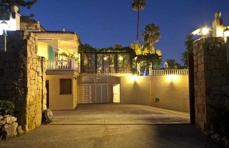 Foto 71e7b8ab-e134-4e0b-bfed-415e6c5fb5a2. Xalet amb calefacció aparcament piscina a Puerto Banús Marbella