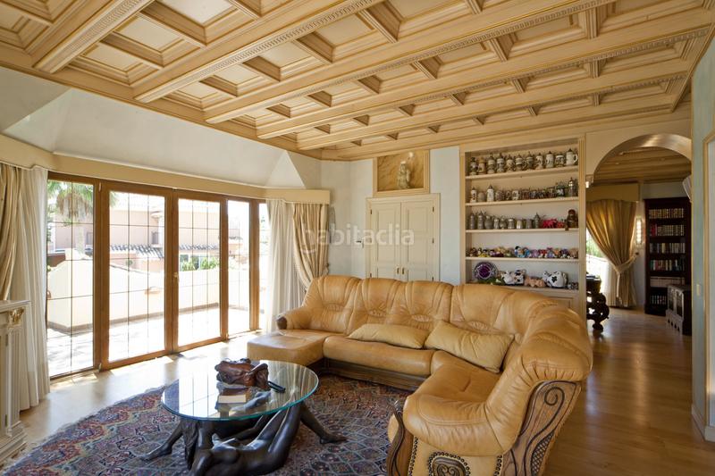 Foto 77592107-cb52-4bb5-b775-07b703e2c866. Xalet amb calefacció aparcament piscina a Puerto Banús Marbella