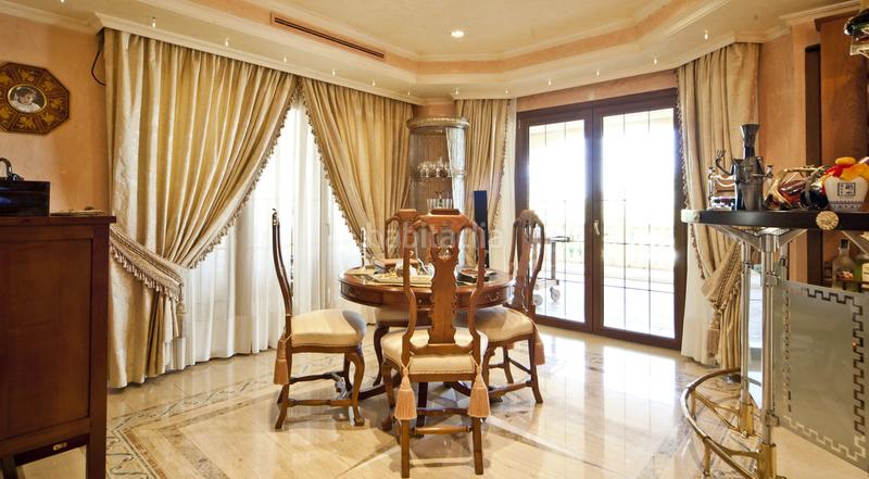 Foto 9153ef74-9ace-46a2-9293-272a8255eff1. Xalet amb calefacció aparcament piscina a Puerto Banús Marbella