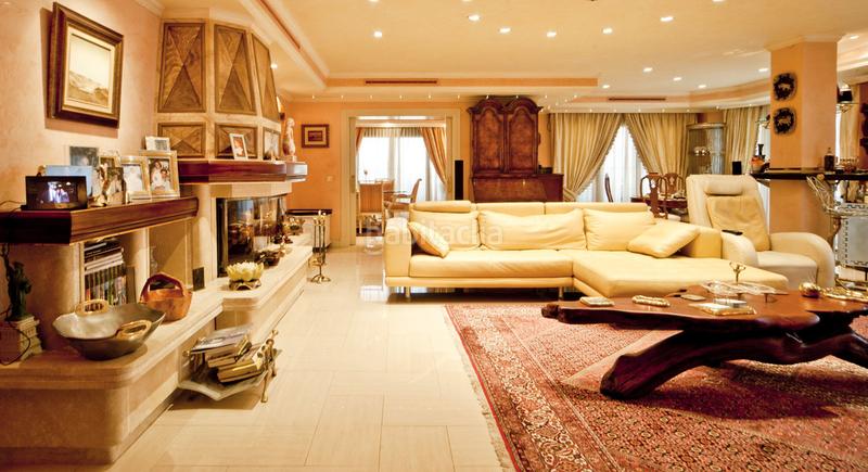 Foto d2841a13-397b-4255-aed6-1d3e1c32402f. Xalet amb calefacció aparcament piscina a Puerto Banús Marbella