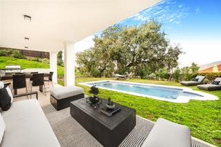 Casa aparellada a Ojén. Casa pareada de 3 dormitorios en la mairena