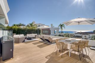 Planta baixa a La Carolina - Guadalpín. Apartamento en planta baja de 4 dormitorios en the golden mile