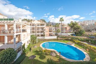 Planta baja en Nueva Andalucía centro. Apartamento en planta baja de 2 dormitorios en nueva andalucía