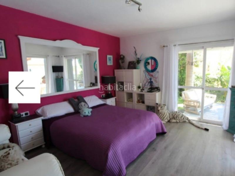 Foto a50db4f5-d6d6-485f-937d-a5bccd72871d. Chalet villa aislada de 5 dormitorios en Bel - Air Estepona