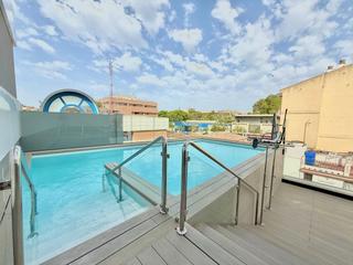 Apartament a Centro ciudad. Apartamento en planta media de 3 dormitorios en fuengirola