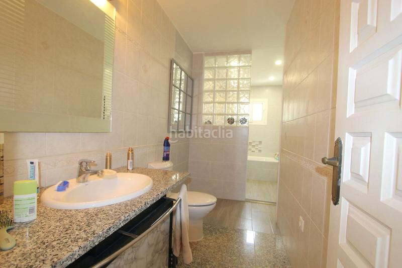 Foto 1666f128-941c-4c44-824d-9062e93e3e92. Chalet with heating parking pool in La Capellanía - El Higuerón Benalmádena