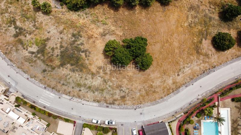 Foto fd133085-b5a3-4e5f-8dea-d757eed3f35f. Terrain résidentiel dans La Concha - Resina Golf Estepona