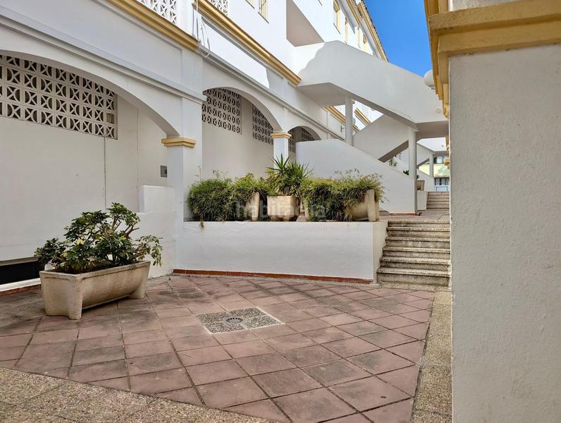 Foto 5d758a2c-0ca9-4546-9ae9-8e5fe5b0a882. Apartamento  en última planta de 3 dormitorios en Calahonda en Mijas