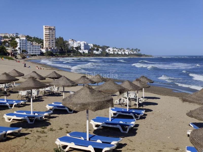 Foto b69743af-f72f-494c-beba-e7d0882f526b. Apartamento  en última planta de 3 dormitorios en Calahonda en Mijas