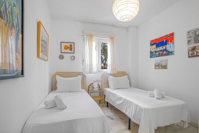 Foto 3e2b6538-e961-4cbc-bf0c-93362115321d. Apartamento  en planta media de 2 dormitorios en Calahonda en Mijas