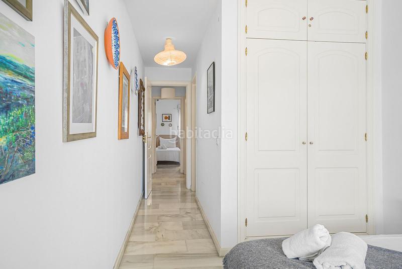 Foto 99556ca5-741b-4770-98d0-6a5892bbb665. Apartamento  en planta media de 2 dormitorios en Calahonda en Mijas