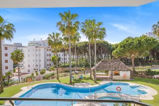Apartamento en Calahonda. Apartamento en planta media de 2 dormitorios en calahonda