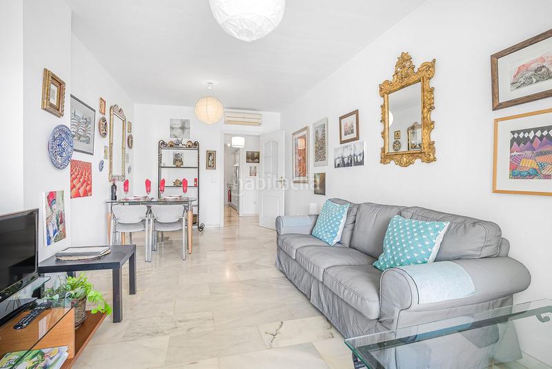 Foto a336dc4d-eaee-41c8-9c59-be7d7b3ca9f7. Apartamento  en planta media de 2 dormitorios en Calahonda en Mijas