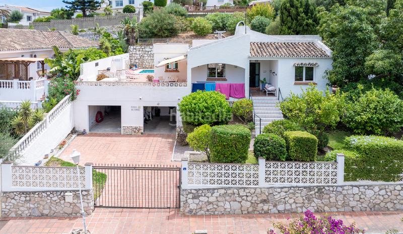 Foto d29016d7-80f0-49a7-9873-da24f2aba7cb. Chalet villa aislada de 3 dormitorios en cerros del aguila en Mijas