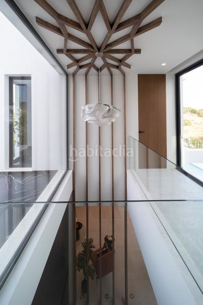 Foto fa21acb2-45ff-472b-a3e0-dd57980978b3. Xalet amb calefacció aparcament piscina a Paraiso - Barronal Estepona