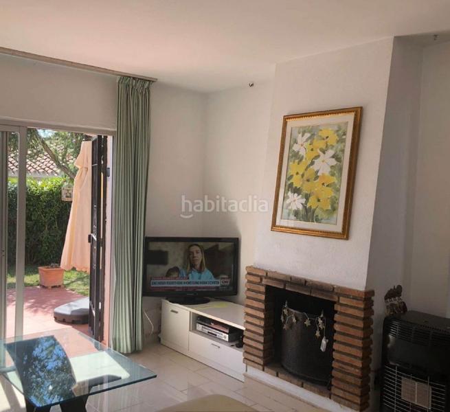 Foto b51ae932-7410-4bd7-a9c2-cdb7a9132f63. Casa pareada  de 2 dormitorios en Calahonda en Mijas