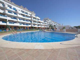 Apartament a La Duquesa. Apartamento en planta media de 2 dormitorios en la duquesa