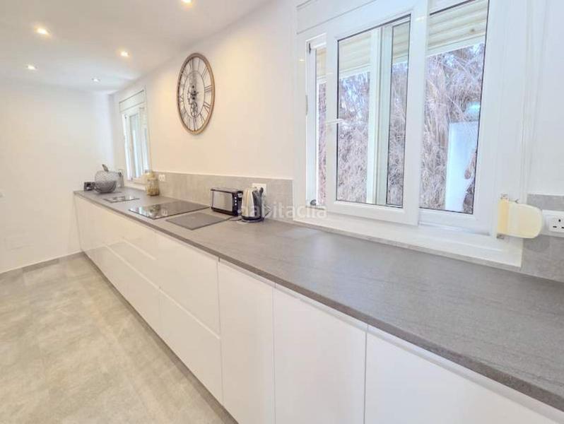 Foto 1d542e5a-effd-435e-a74a-ca75ea3ab28c. Chalet villa aislada de 5 dormitorios en San Luis de Sabinillas Manilva