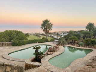 Xalet a La Duquesa. Villa aislada de 4 dormitorios en la duquesa