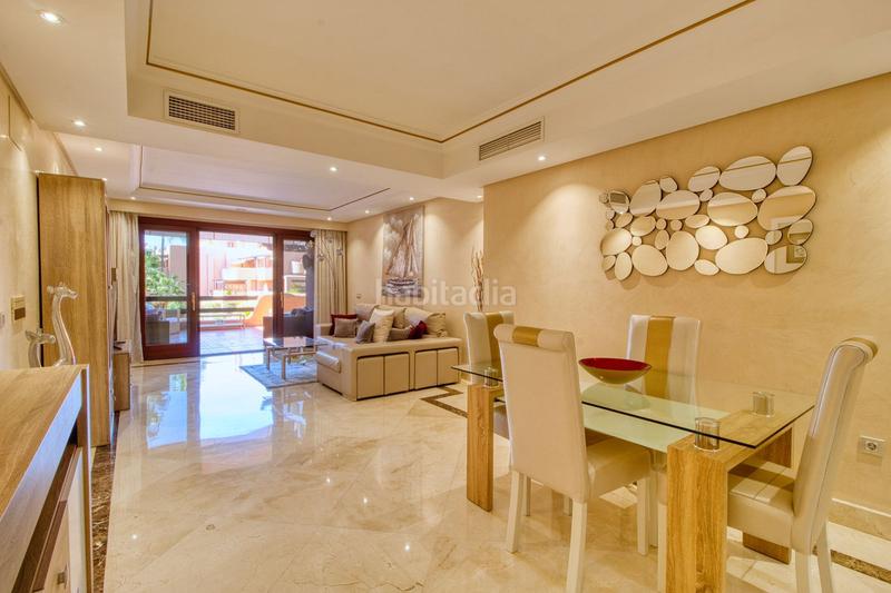 Foto 4aa064d6-bb55-47b7-93ab-779e33e33b4e. Apartament amb calefacció aparcament piscina a Bel - Air Estepona