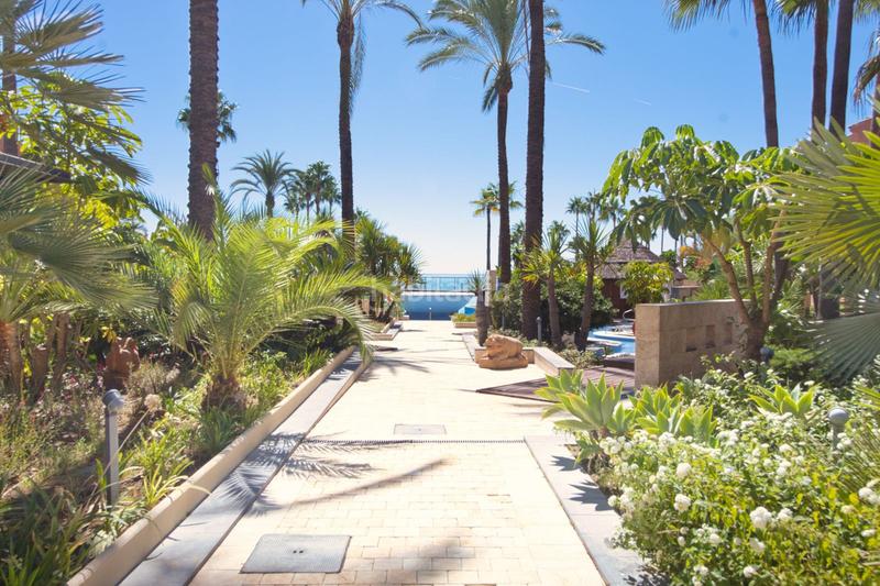 Foto c6686d6c-6bfc-4664-9968-d4adcc2251c3. Apartament amb calefacció aparcament piscina a Bel - Air Estepona