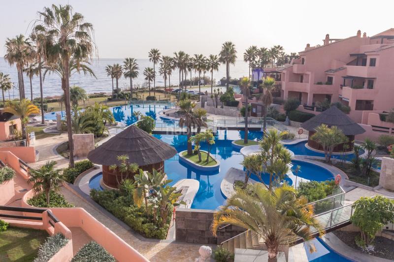 Foto fc615043-8e11-4945-8f8c-831cb4cfb040. Apartament amb calefacció aparcament piscina a Bel - Air Estepona