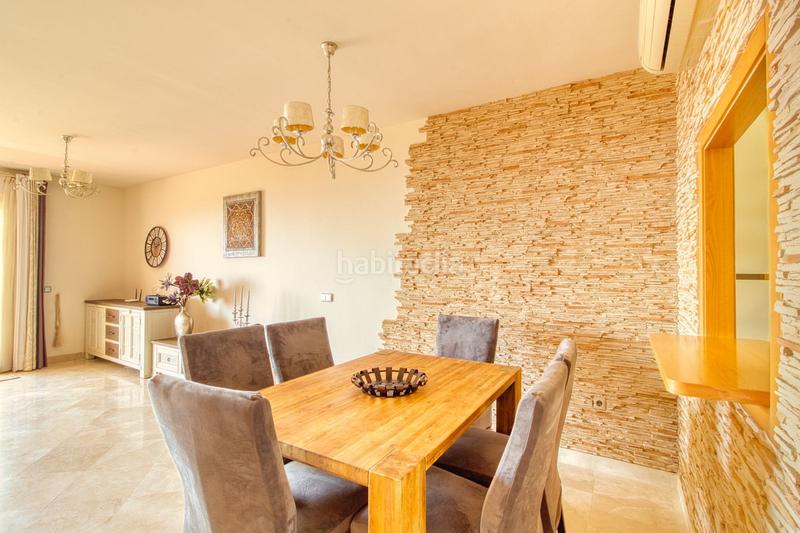 Foto 37d151f9-ea62-4895-bf74-d093294a522c. Casa adosada adosado de 4 dormitorios en San Luis de Sabinillas Manilva